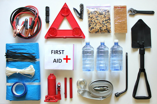5 Best Items For Vehicle Emergency Kit